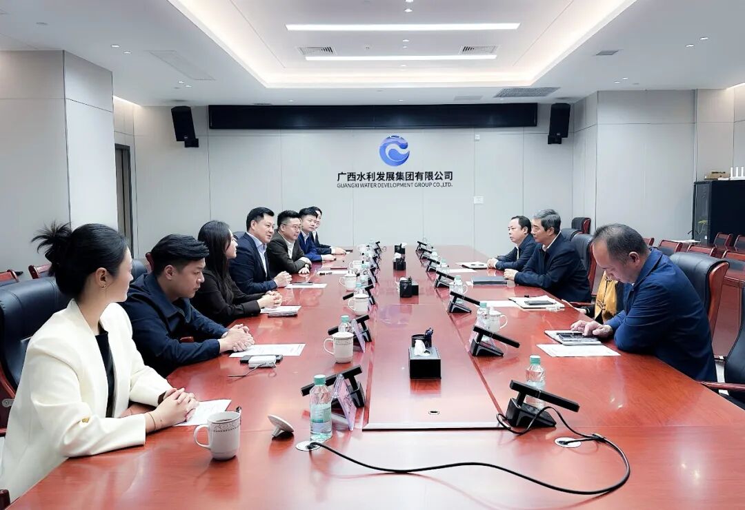 17661253128130039v8W.jpg 17661253128130039v8W.jpg